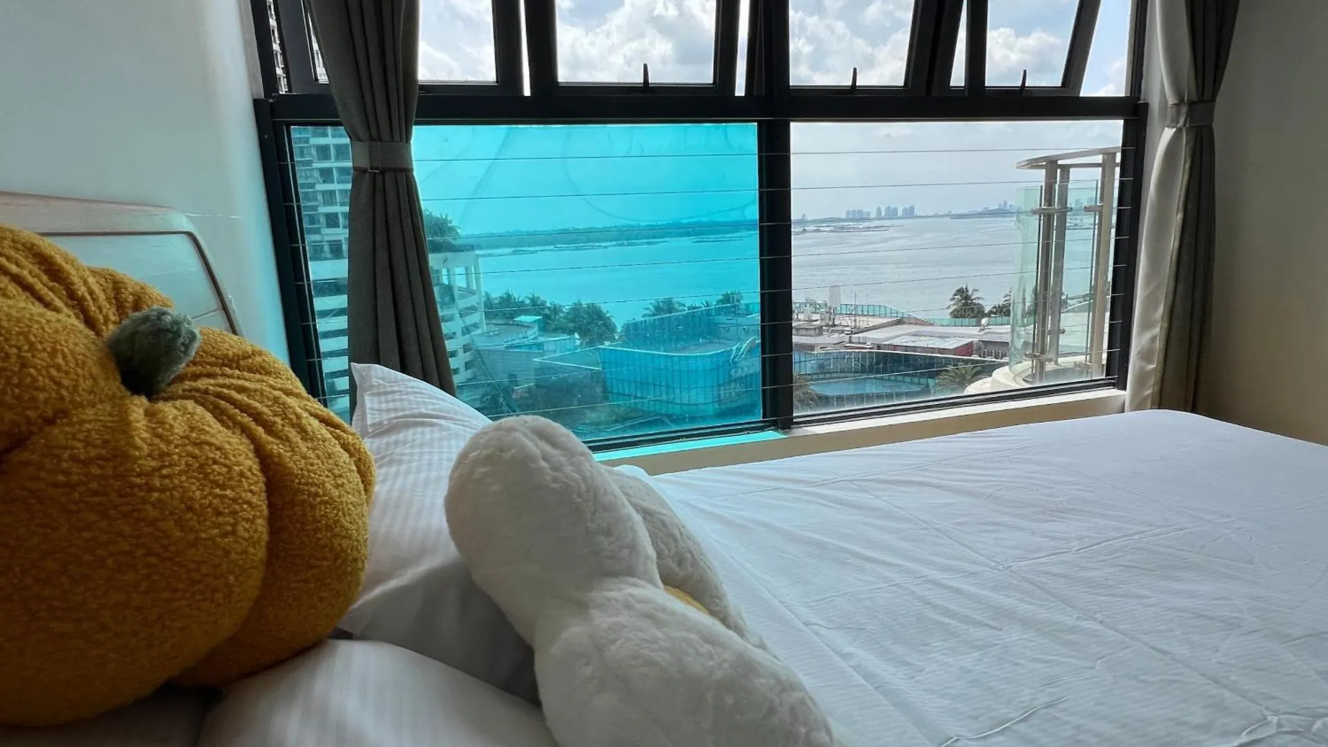 Dangabay Seaview 2R2B 4-6Pax With Balcony Apartment Johor Bahru 0*,  Malaysia