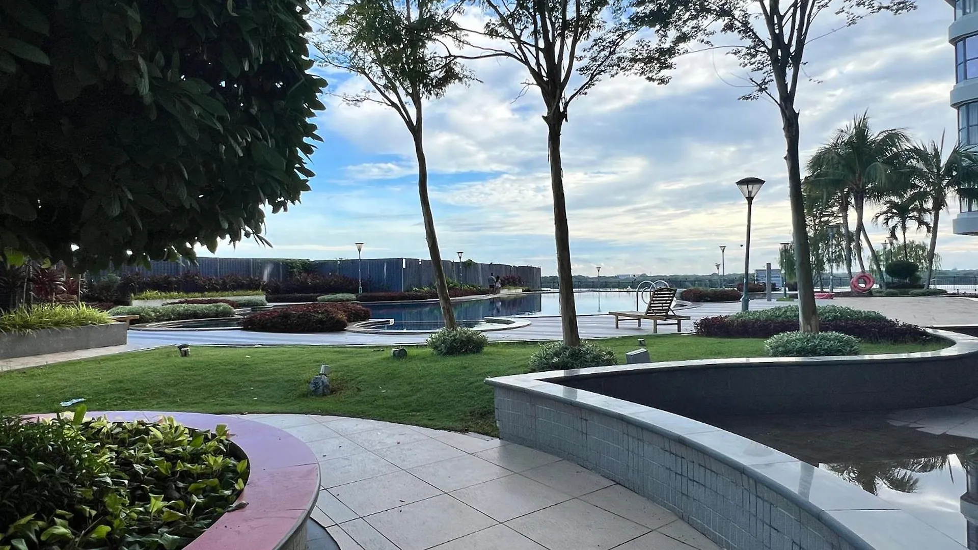 Dangabay Seaview 2R2B 4-6Pax With Balcony Apartment Johor Bahru 0*,