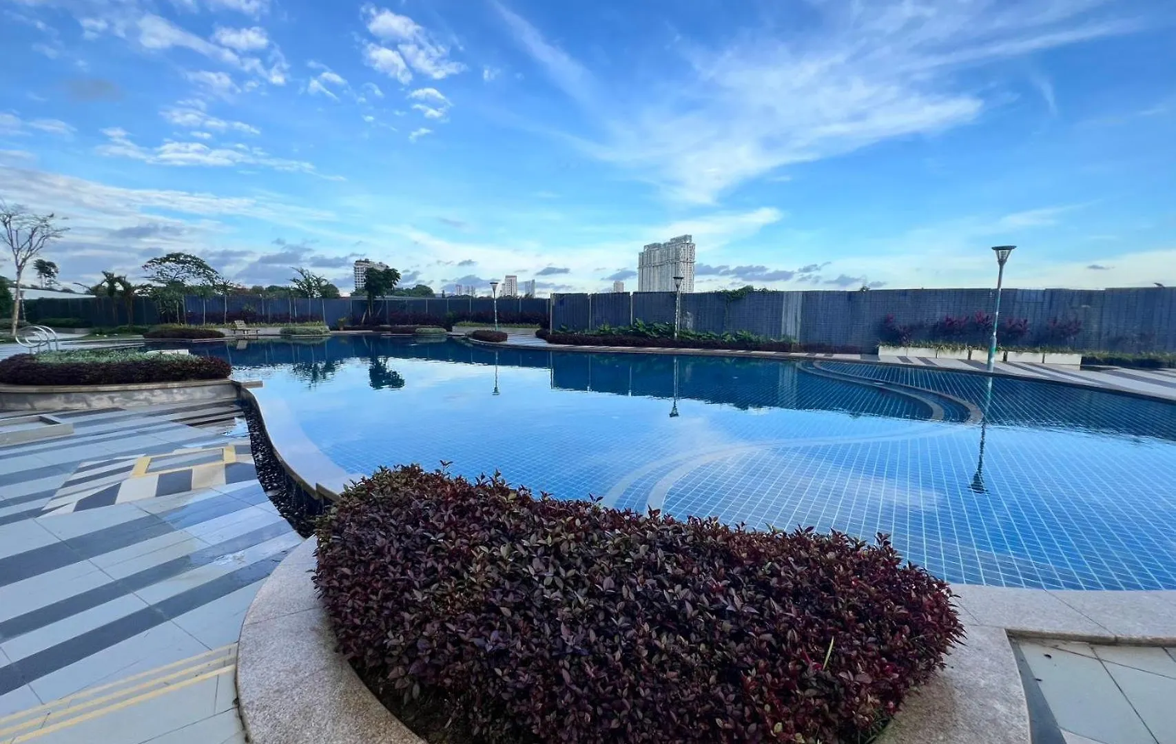 Dangabay Seaview 2R2B 4-6Pax With Balcony Apartment Johor Bahru